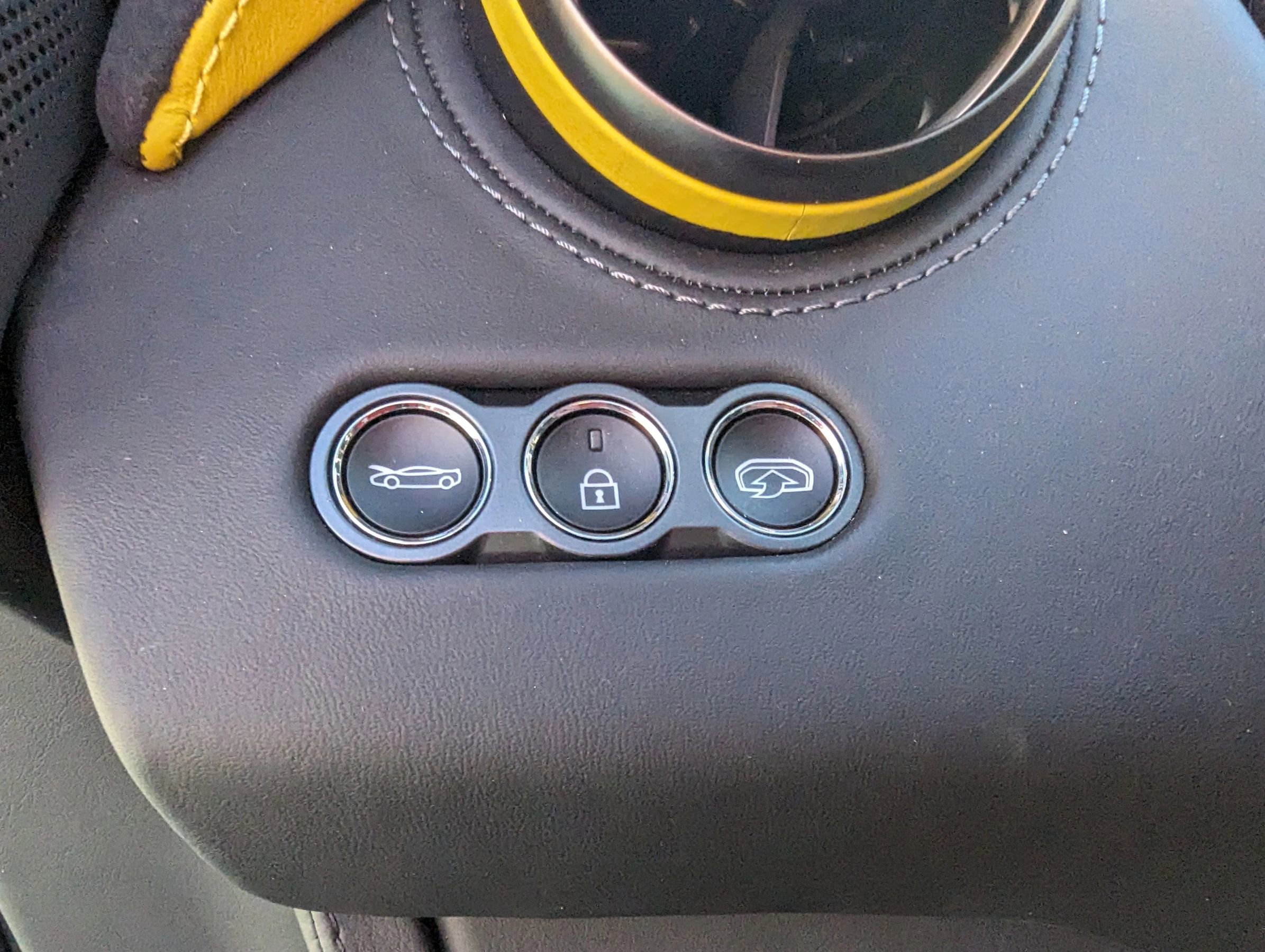 Used 2021 McLaren 720S Luxury photo 23