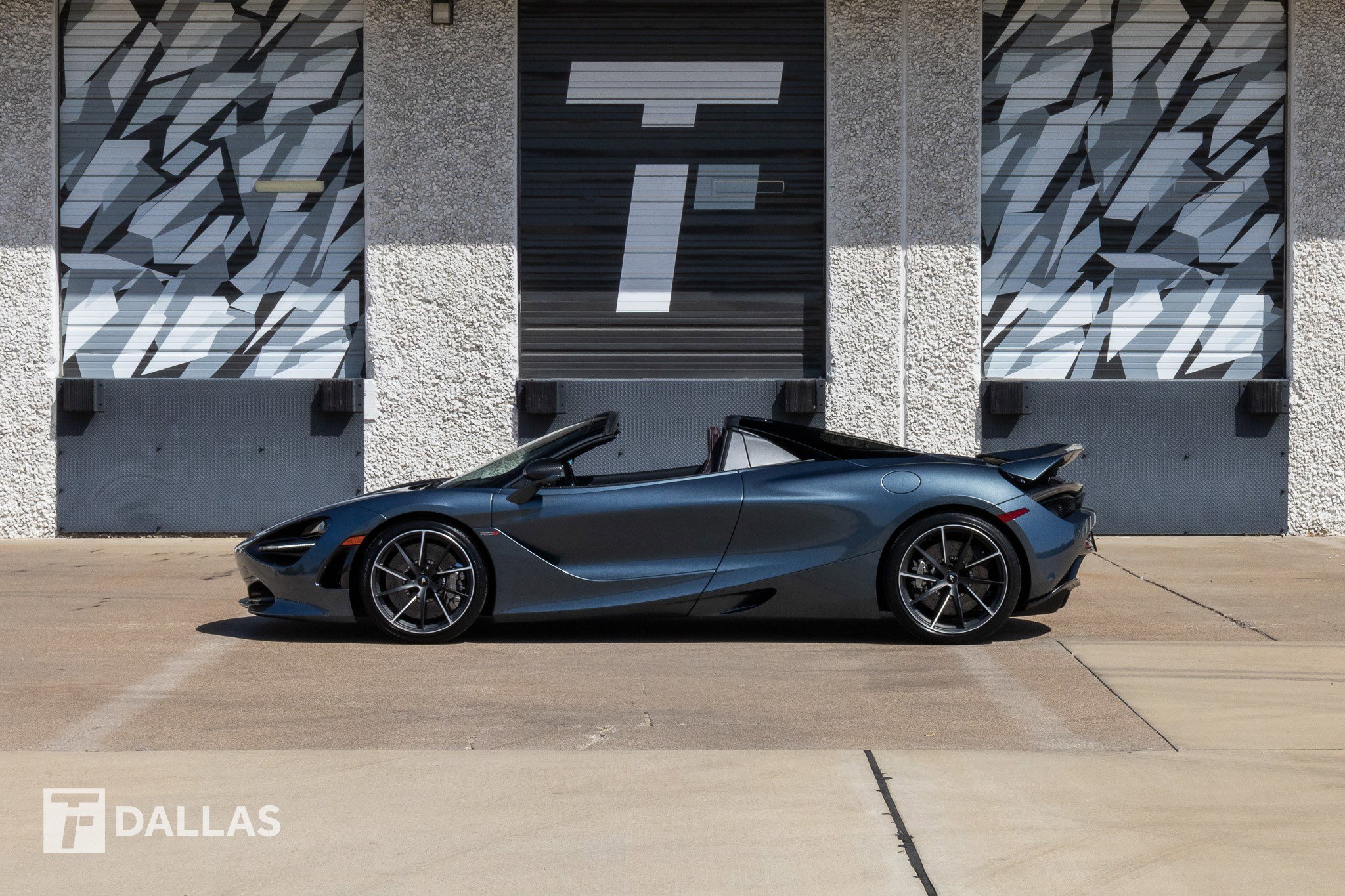 Used 2020 McLaren 720S Spider photo 7