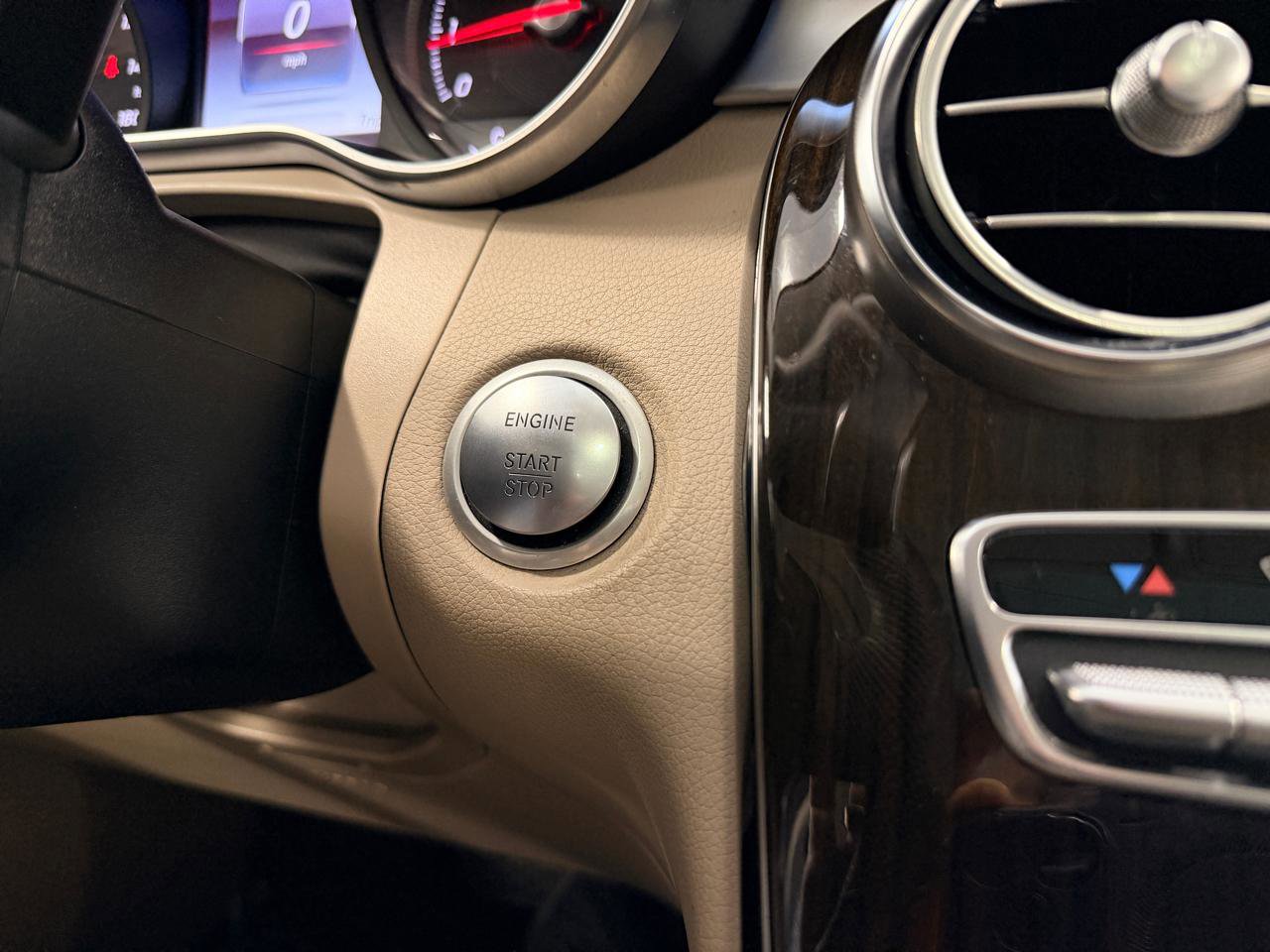 2019 Mercedes-Benz GLC 300 4MATIC