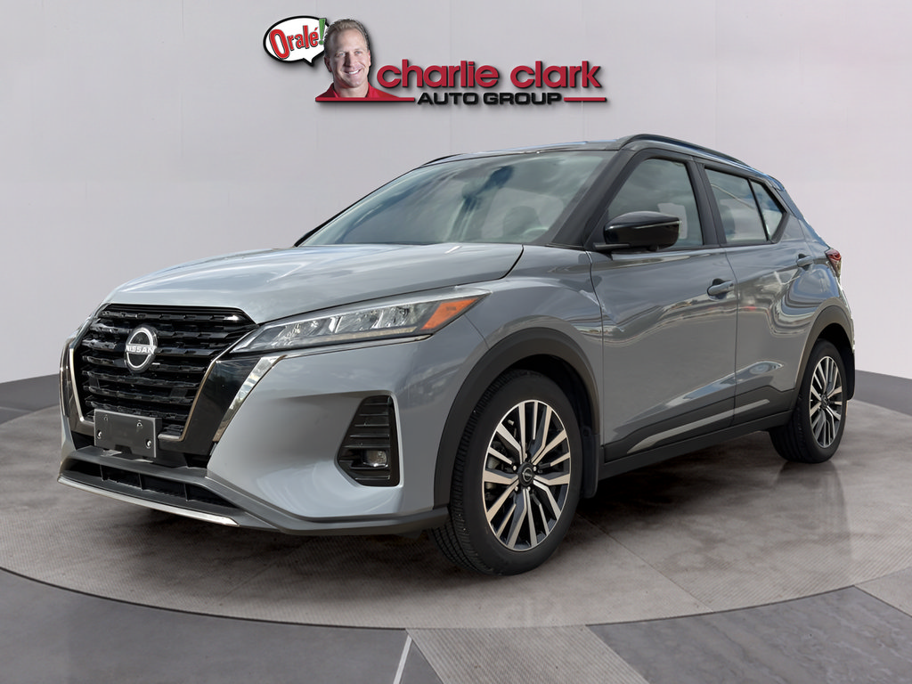 Used 2024 Nissan Kicks SR