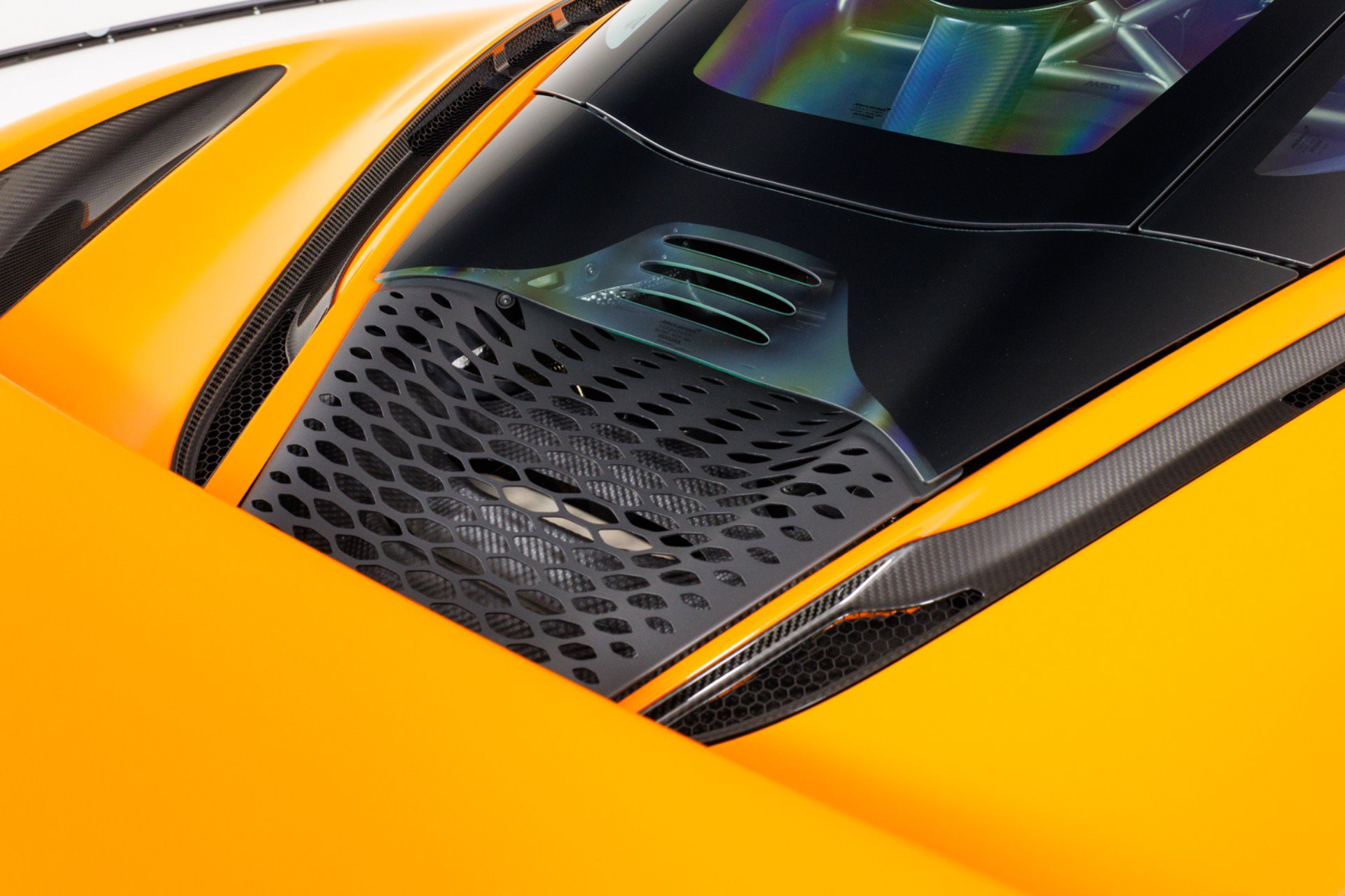 Used 2021 McLaren 765LT photo 84