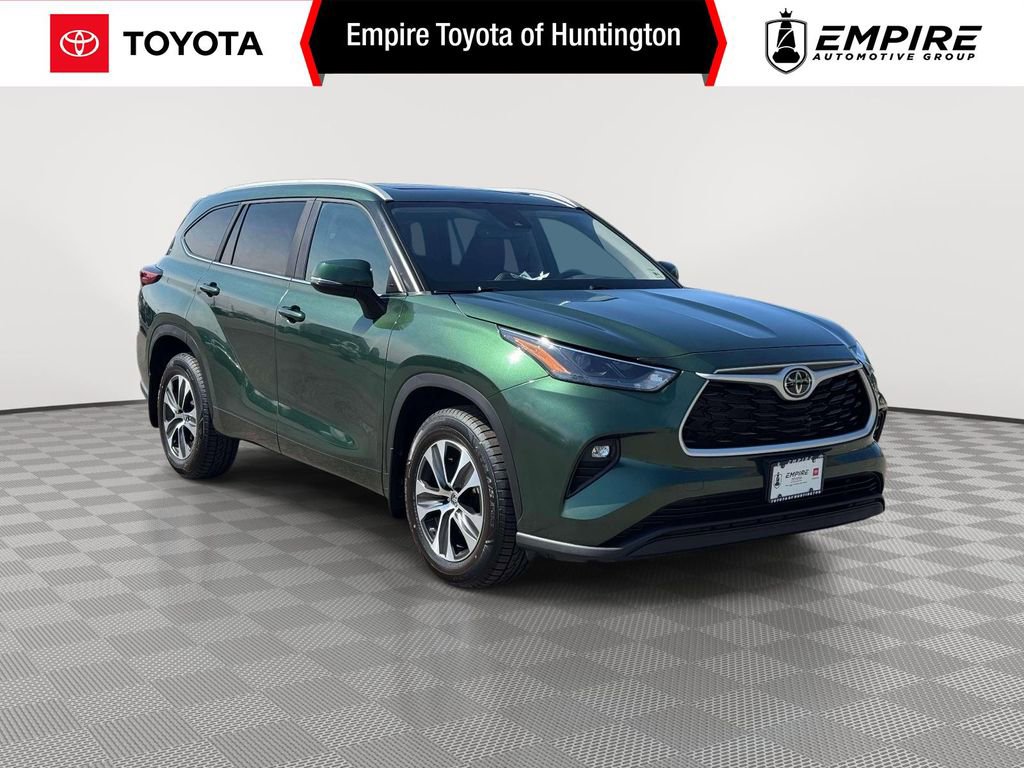 2023 Toyota Highlander XLE