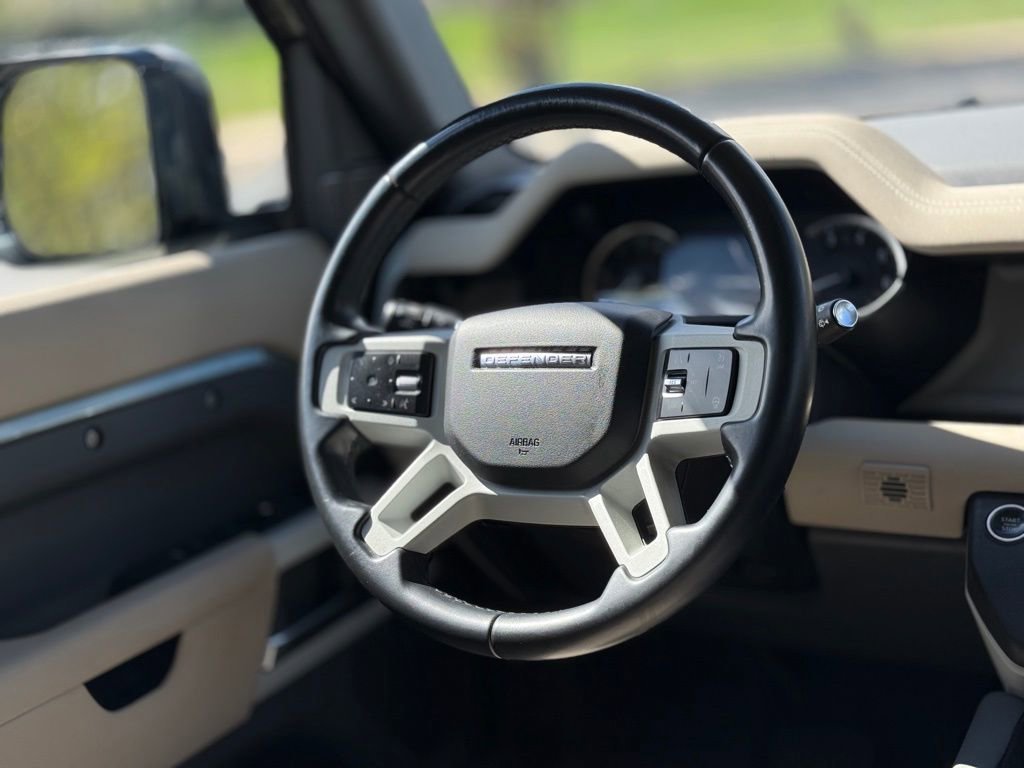 2023 Land Rover Defender 110 SE