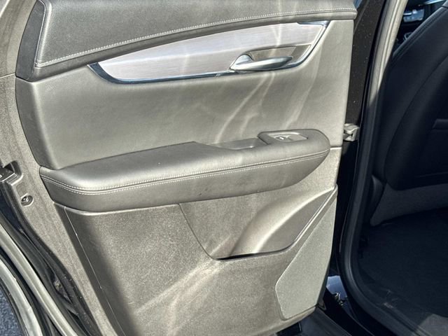 2022 Cadillac XT5 Luxury