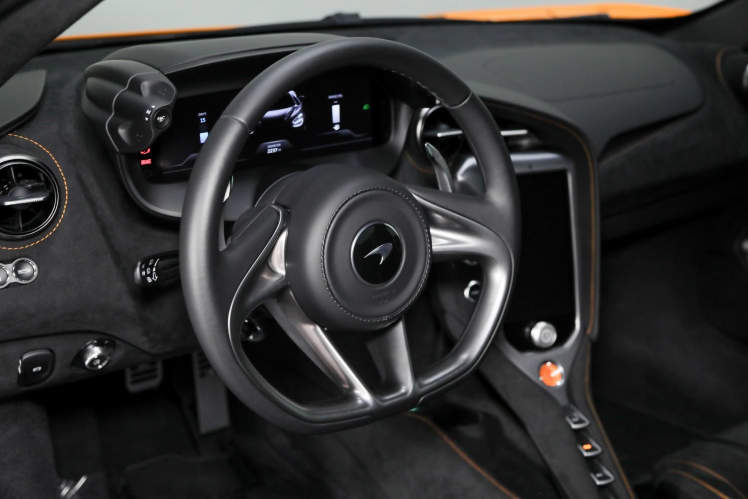 Used 2026 McLaren 750S Spider photo 40