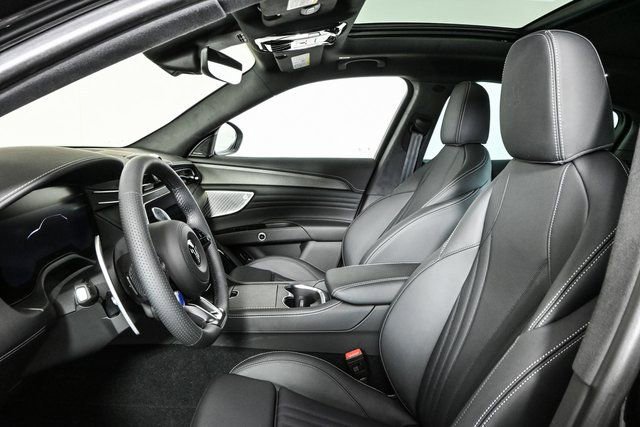 2025 Maserati Grecale Trofeo