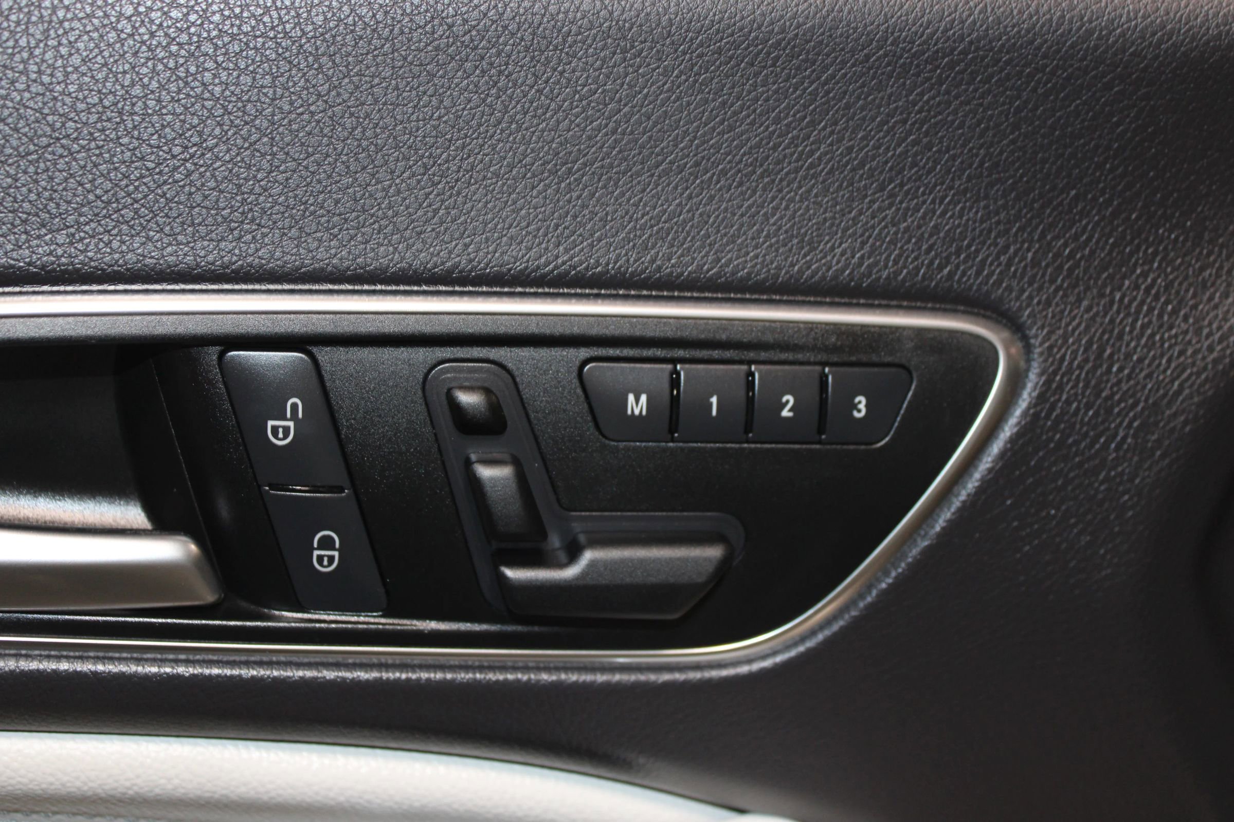 2014 Mercedes-Benz CLA 250