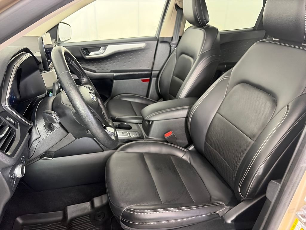 2020 Ford Escape SE Sport