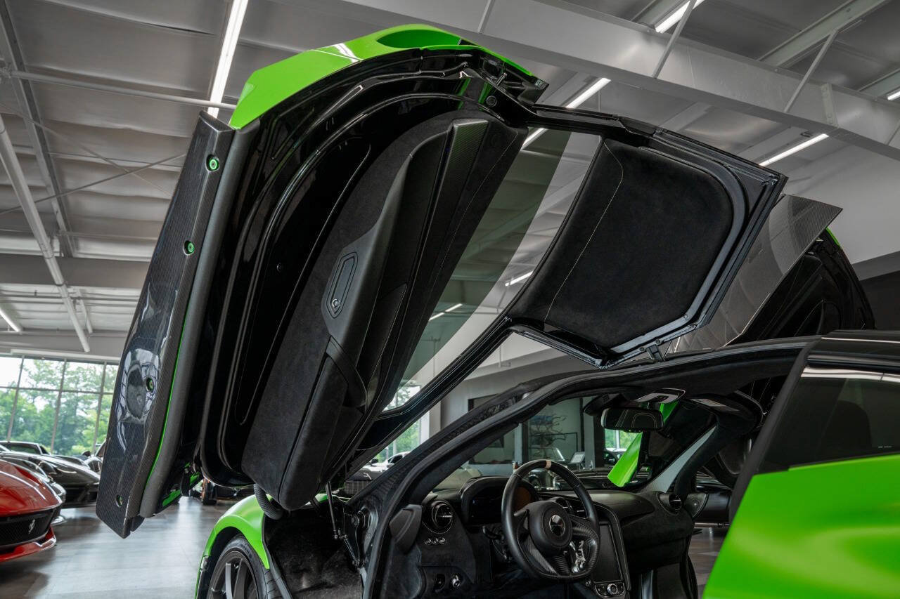 Used 2018 McLaren 720S Performance photo 69