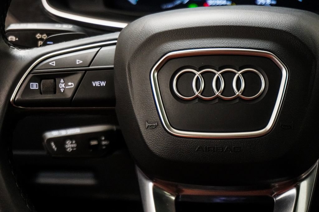 2022 Audi Q8 Premium Plus