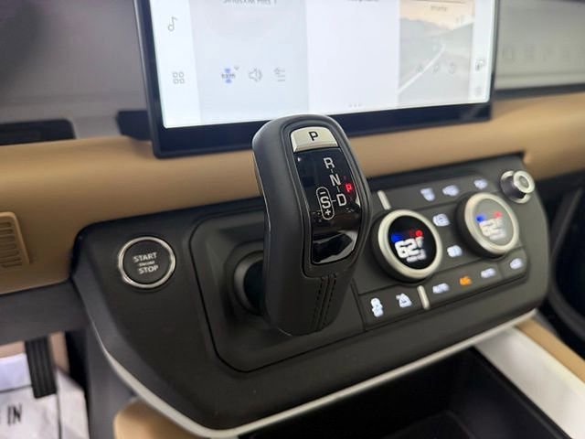 2025 Land Rover Defender 110 S