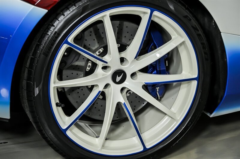 Used 2021 McLaren 720S Spider photo 16