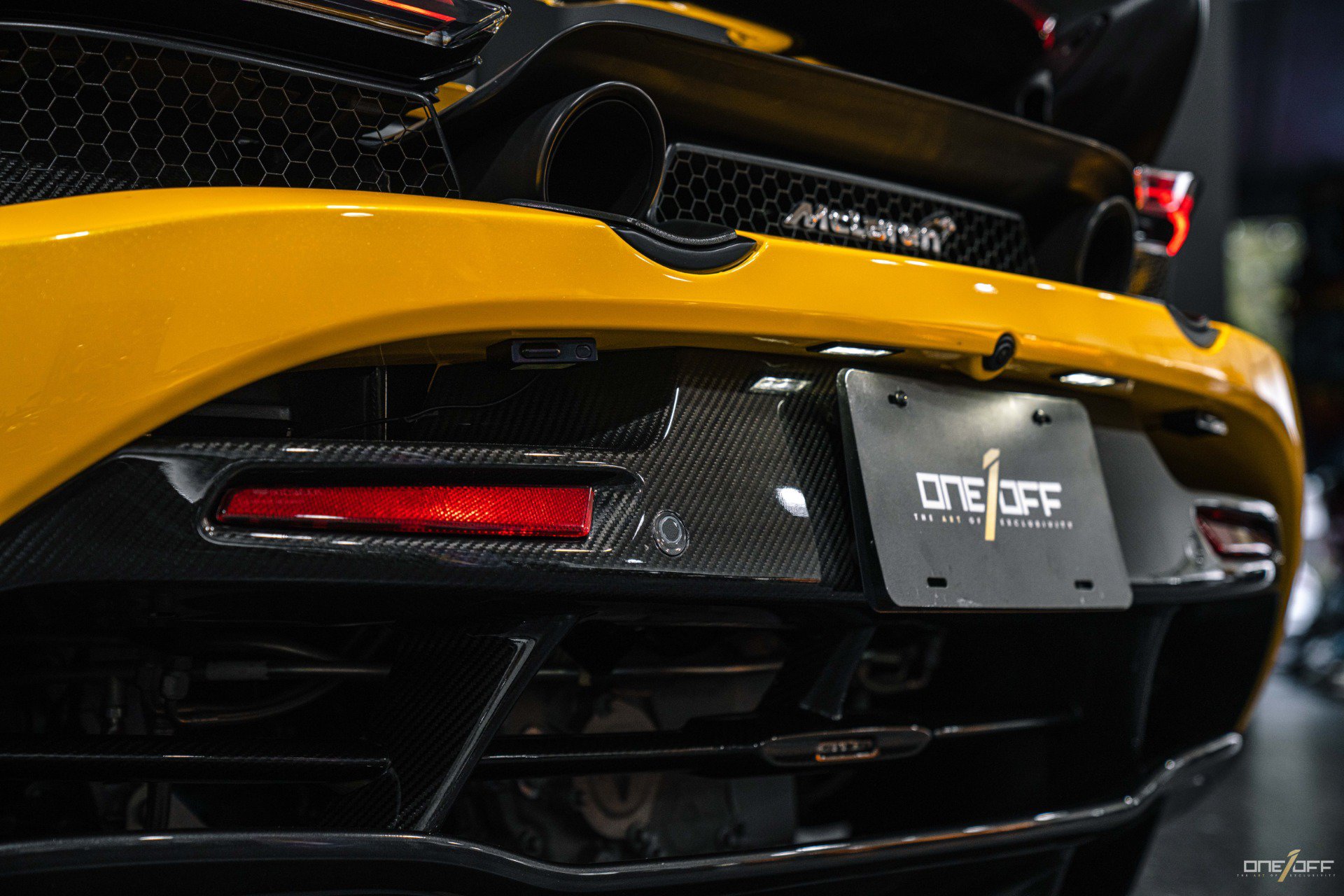 Used 2020 McLaren 720S Performance photo 23