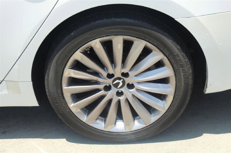 2014 Hyundai Equus Signature