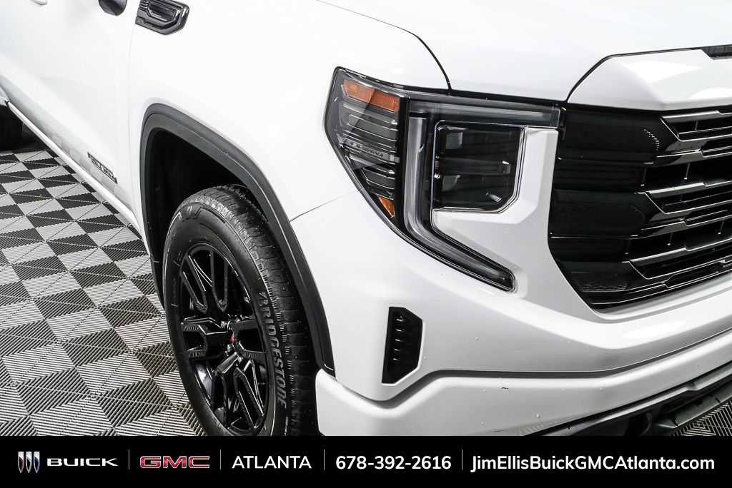 2022 GMC Sierra 1500 Elevation
