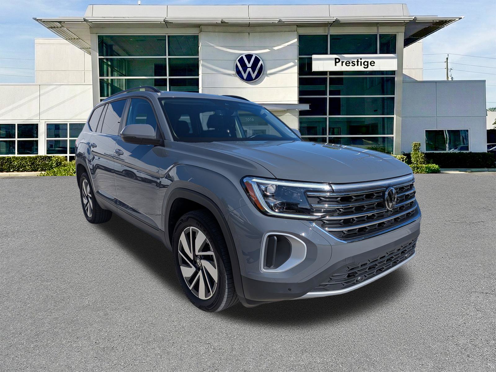 Used 2026 Volkswagen Atlas SE