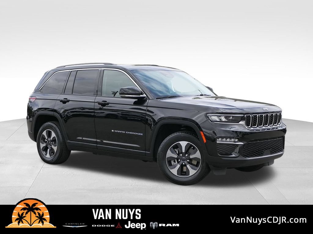 Used 2023 Jeep Grand Cherokee 4WD 4xe