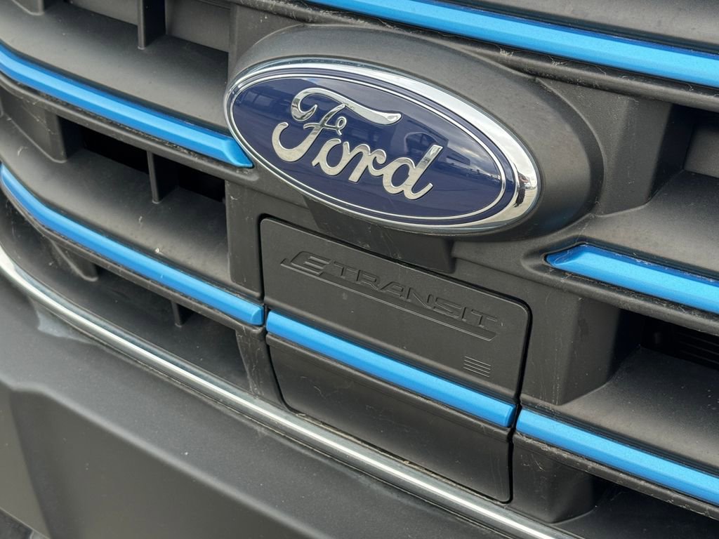 2023 Ford E-Transit Medium Roof