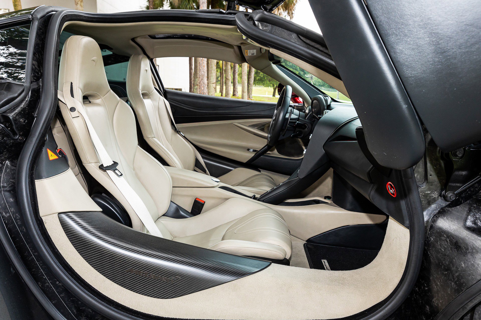 Used 2018 McLaren 720S Luxury photo 50