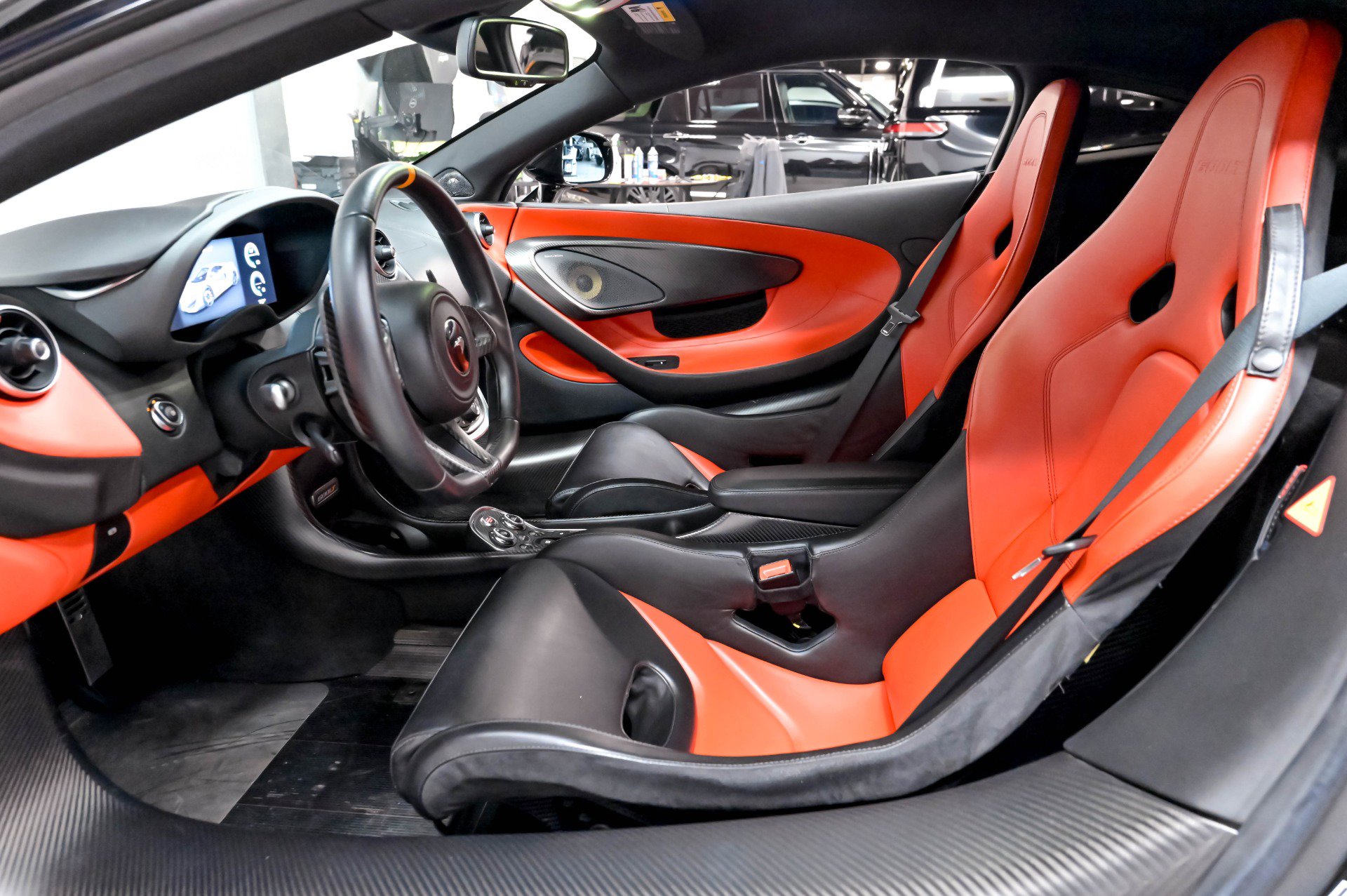 Used 2019 McLaren 600LT photo 5