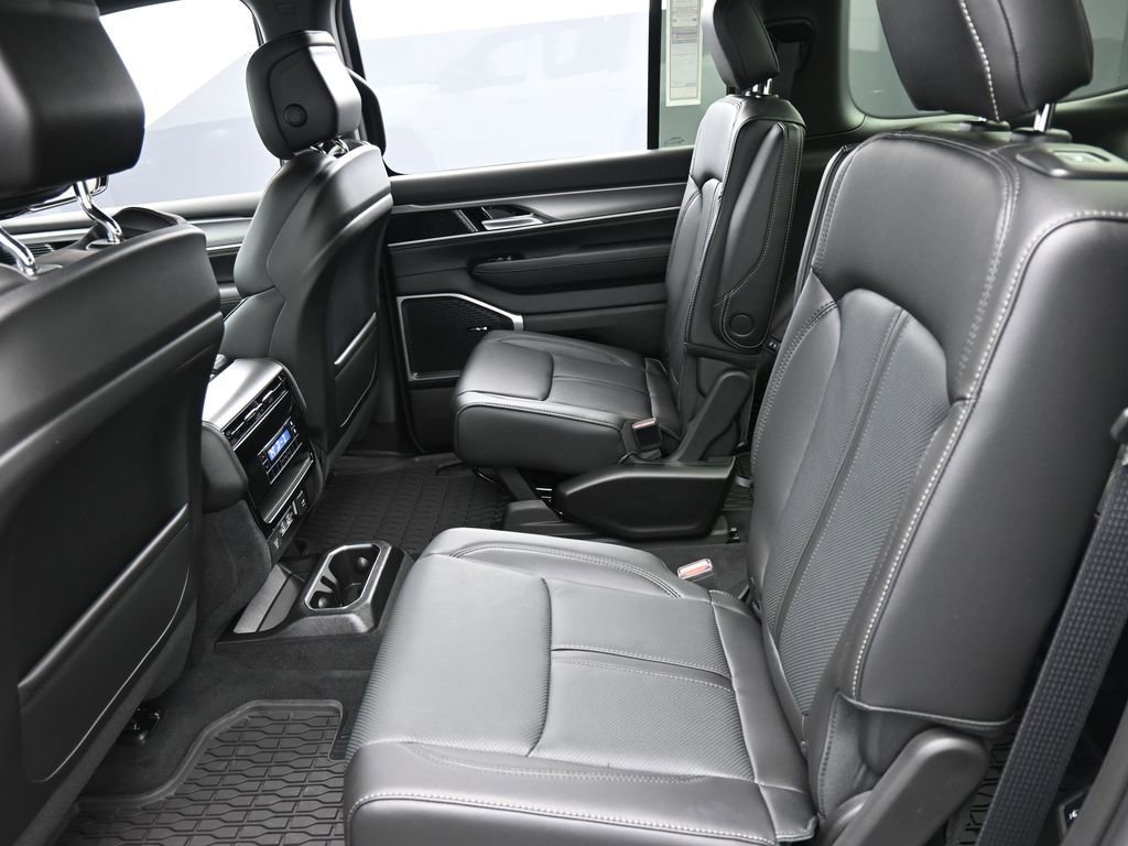 2026 Jeep Grand Wagoneer 4WD