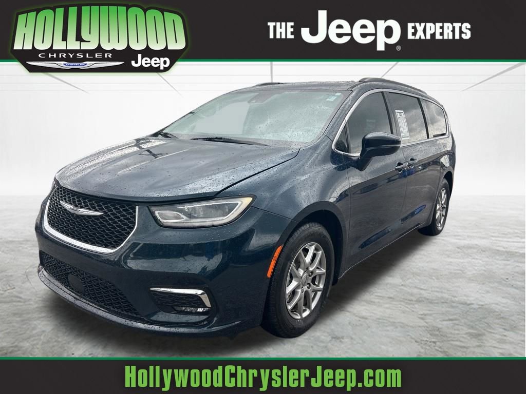 Used 2021 Chrysler Pacifica Touring