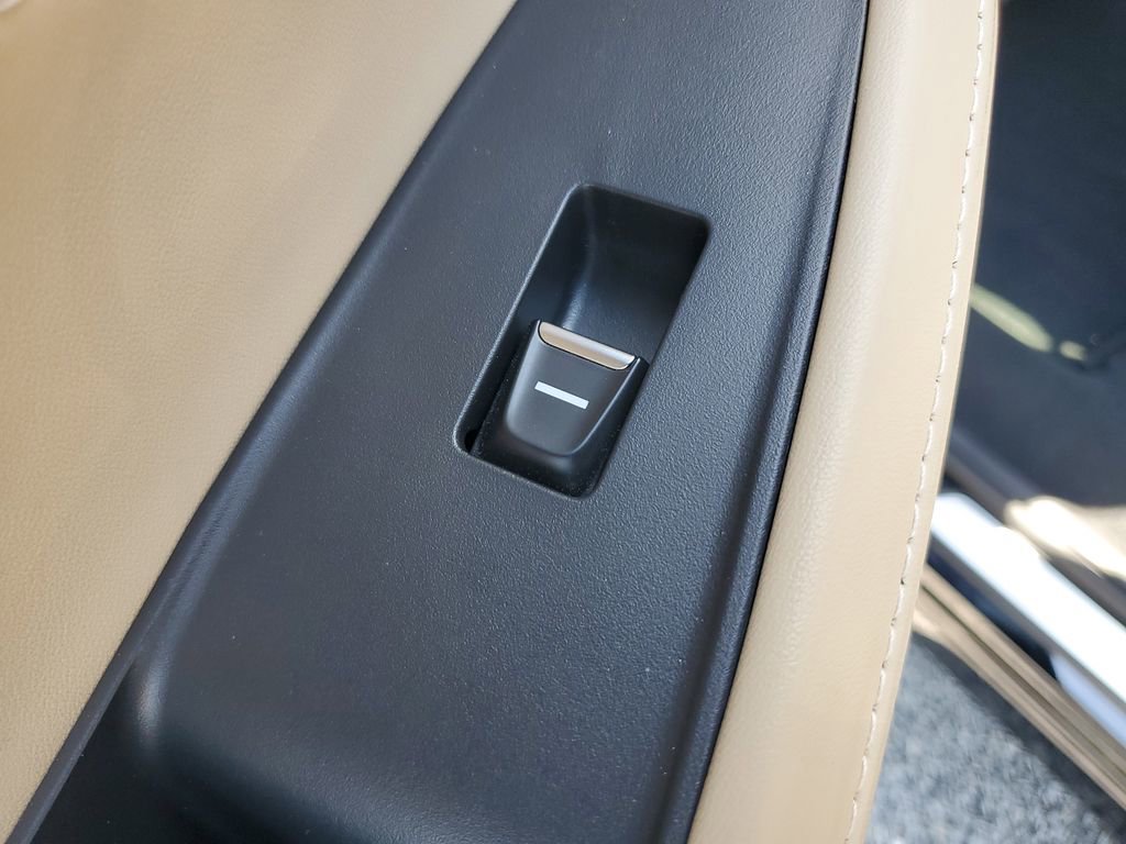 2023 Acura MDX SH-AWD w/ Advance Package