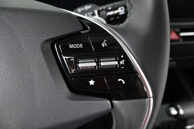 2025 Kia Niro EX Touring