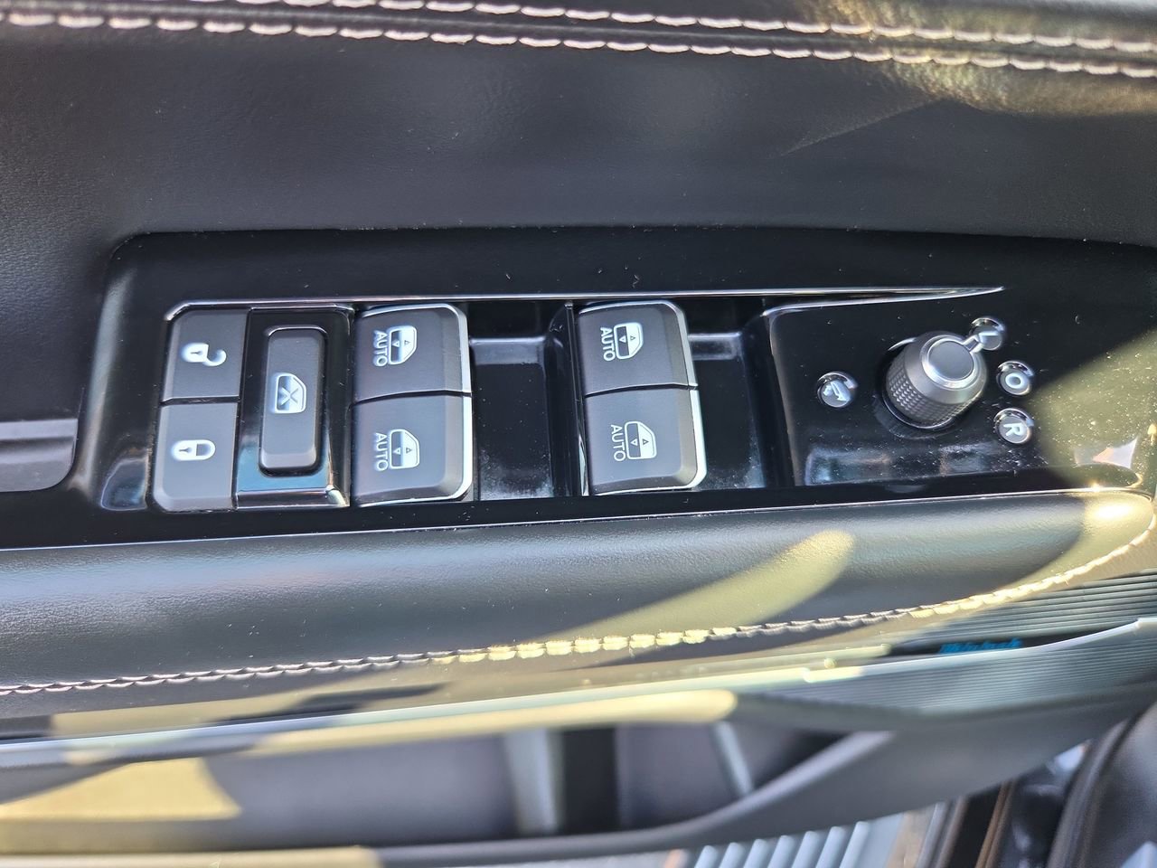 2024 Jeep Grand Wagoneer Series II