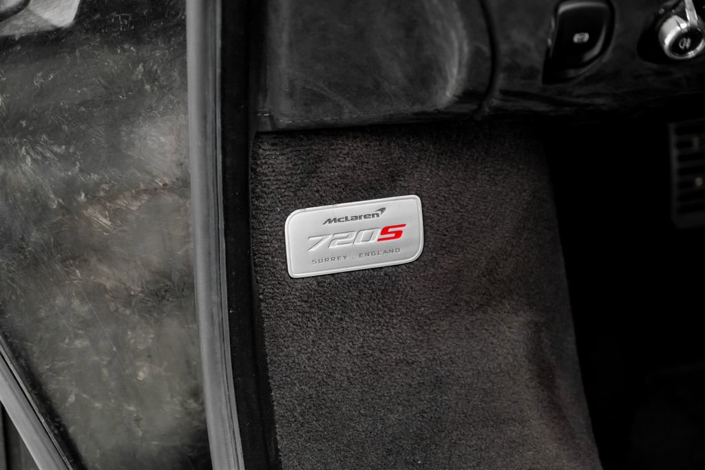 Used 2020 McLaren 720S Performance photo 28