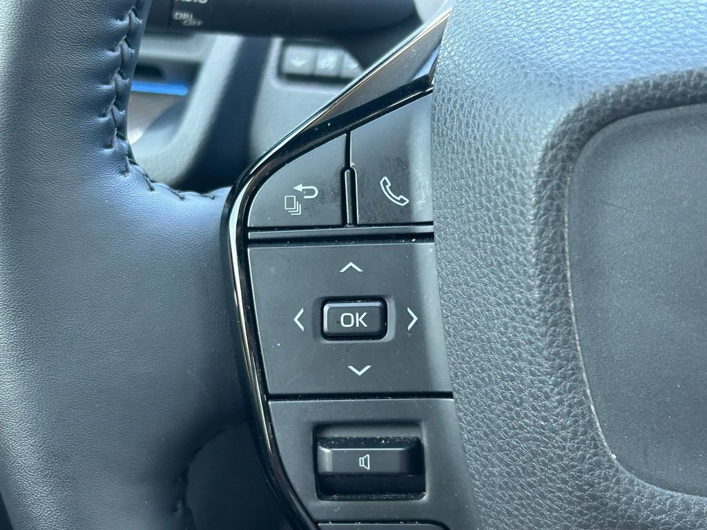 2025 Toyota Prius XLE