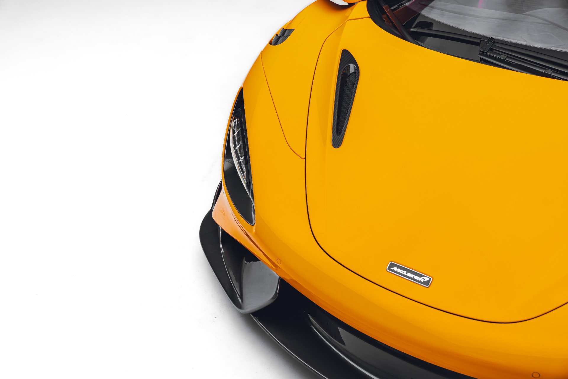 Used 2021 McLaren 765LT photo 13