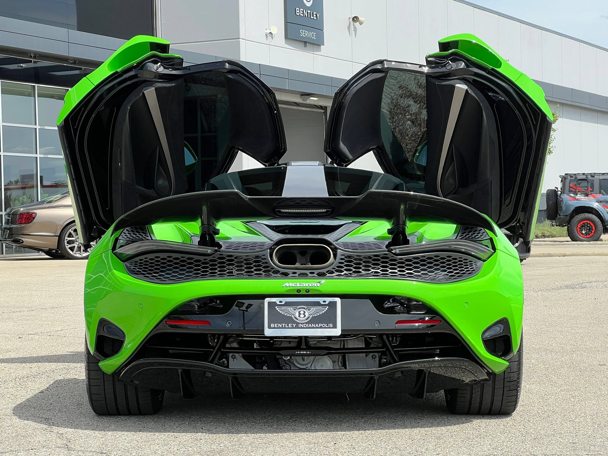 Used 2024 McLaren 750S photo 8