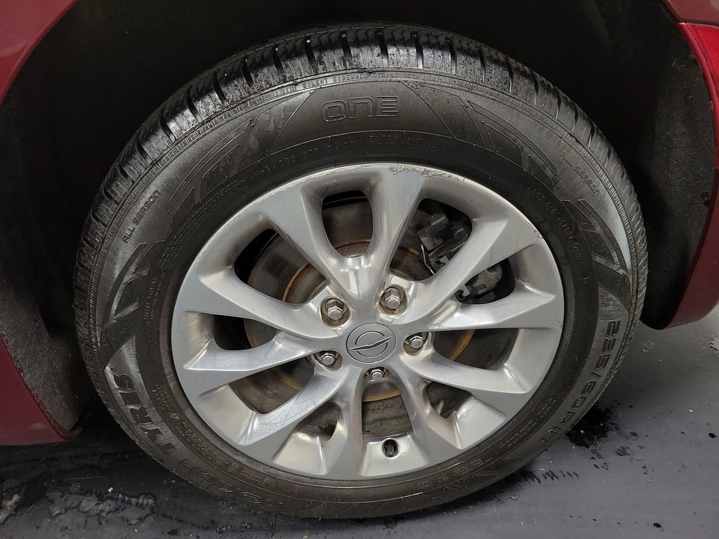 2021 Chrysler Pacifica Touring-L