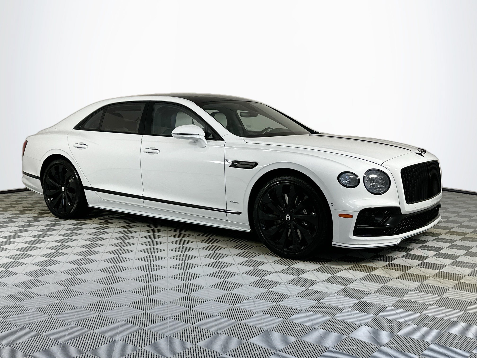 Used 2023 Bentley Flying Spur V8
