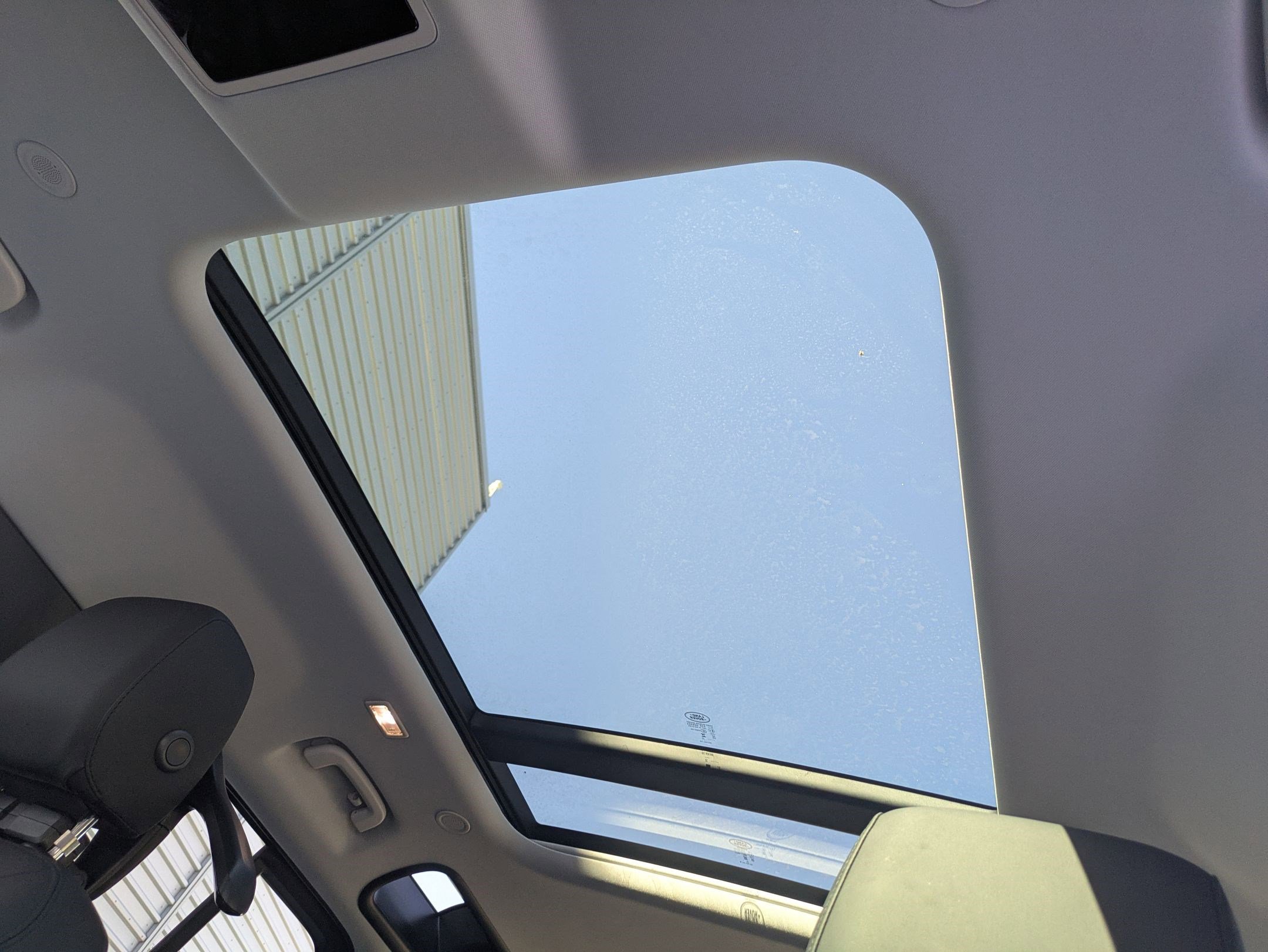 2025 Land Rover Defender 110 S