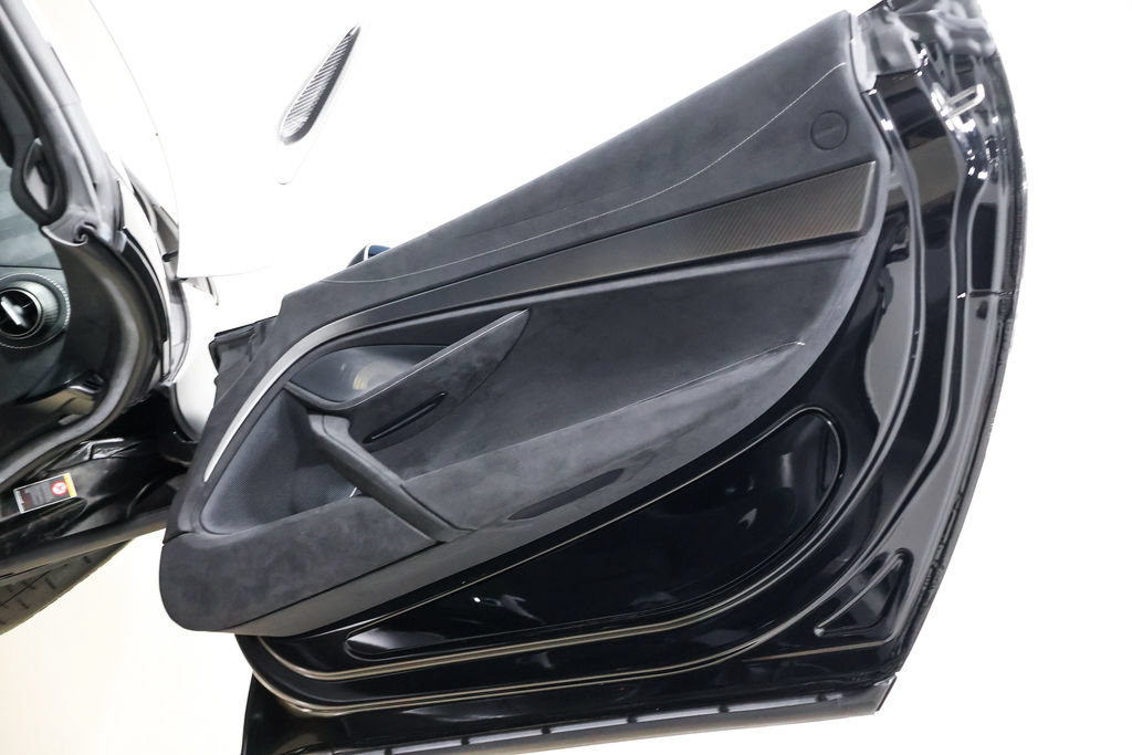 Used 2022 McLaren 765LT photo 71