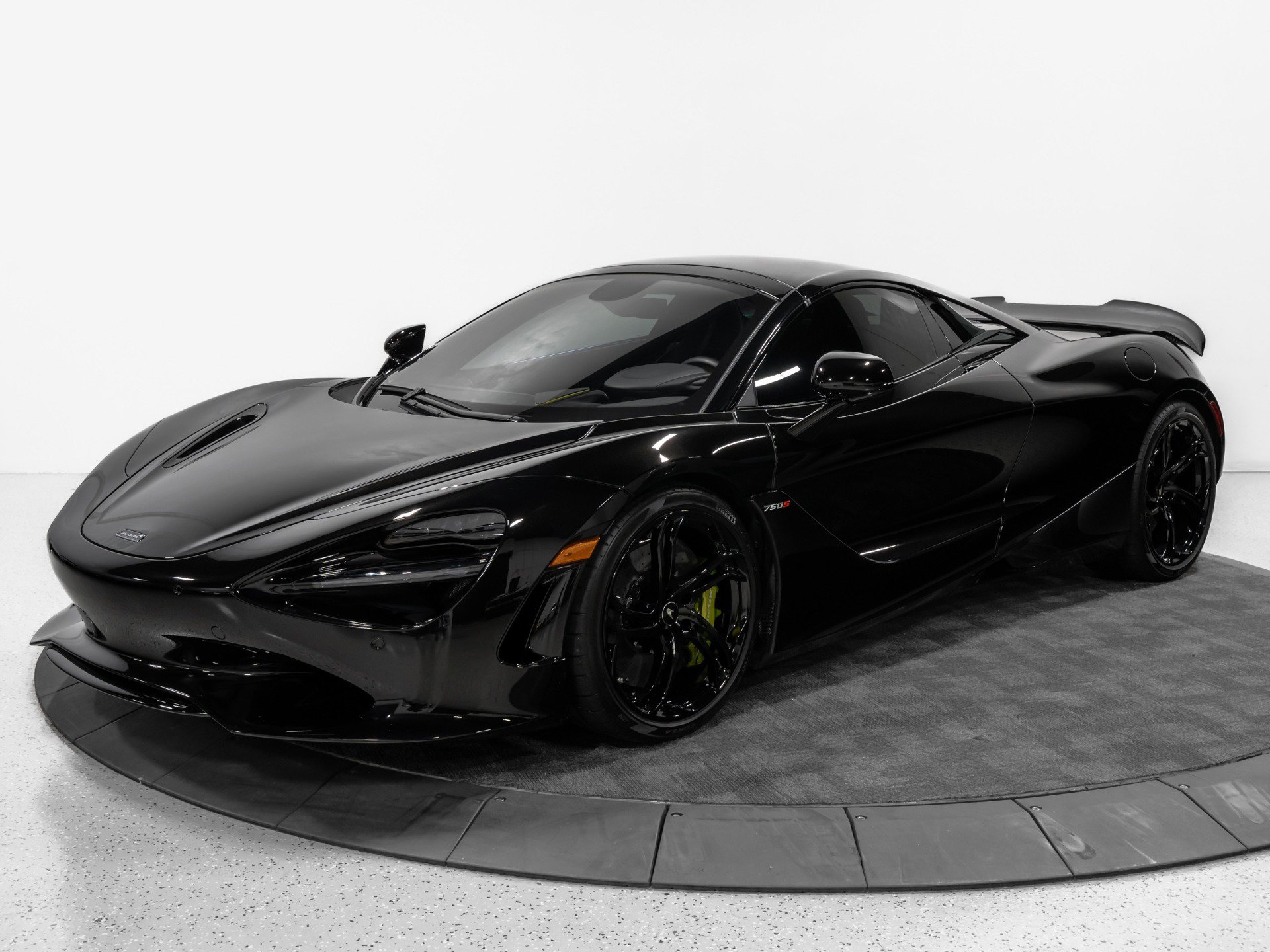 Used 2025 McLaren 750S Spider photo 20