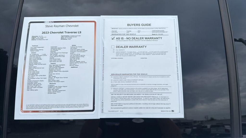 2023 Chevrolet Traverse LS