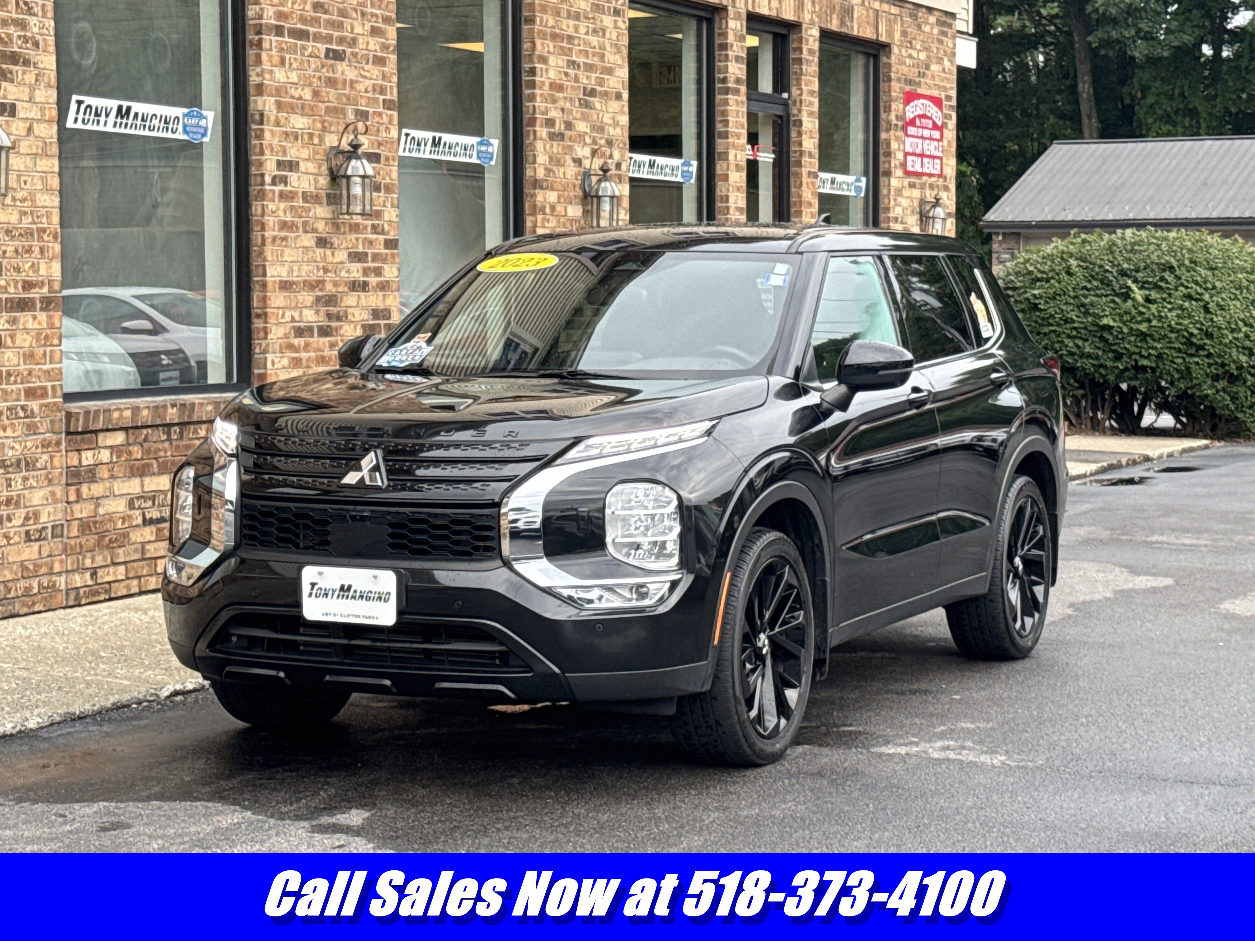 Used 2023 Mitsubishi Outlander SE Black Edition