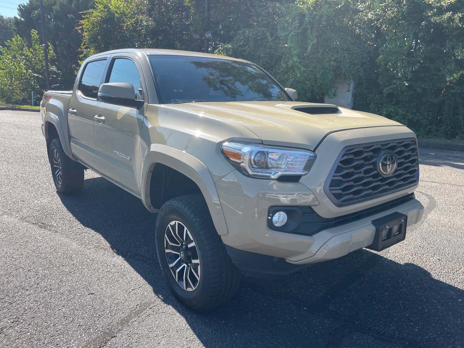 Used 2020 Toyota Tacoma TRD Sport w/ Technology Package