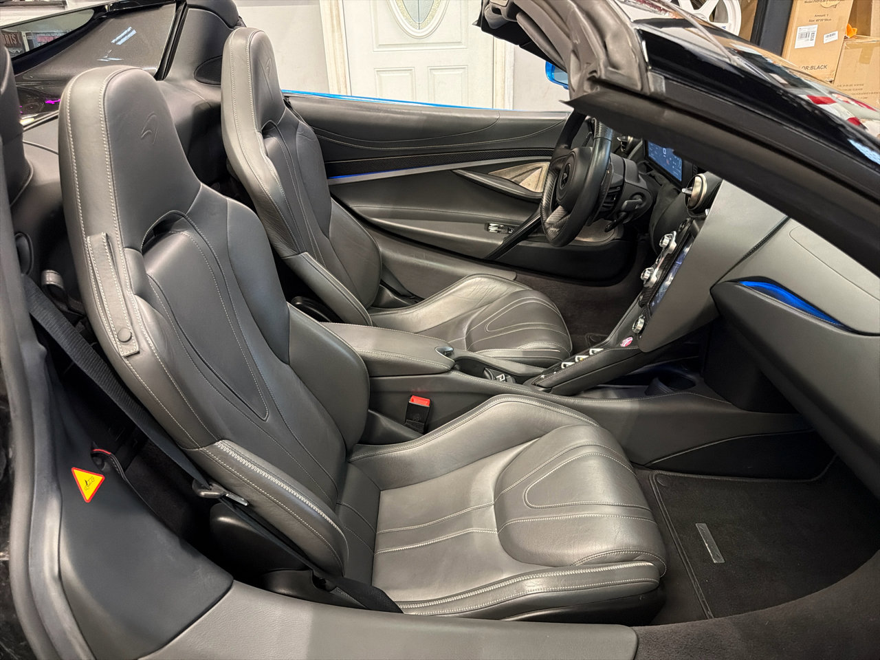 Used 2020 McLaren 720S Luxury photo 30