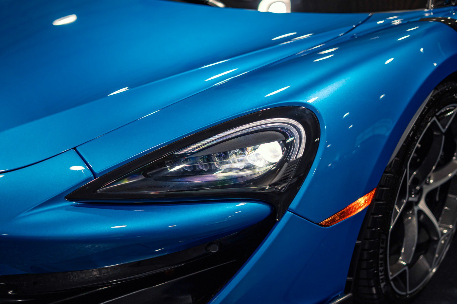 Used 2020 McLaren 600LT Spider photo 32