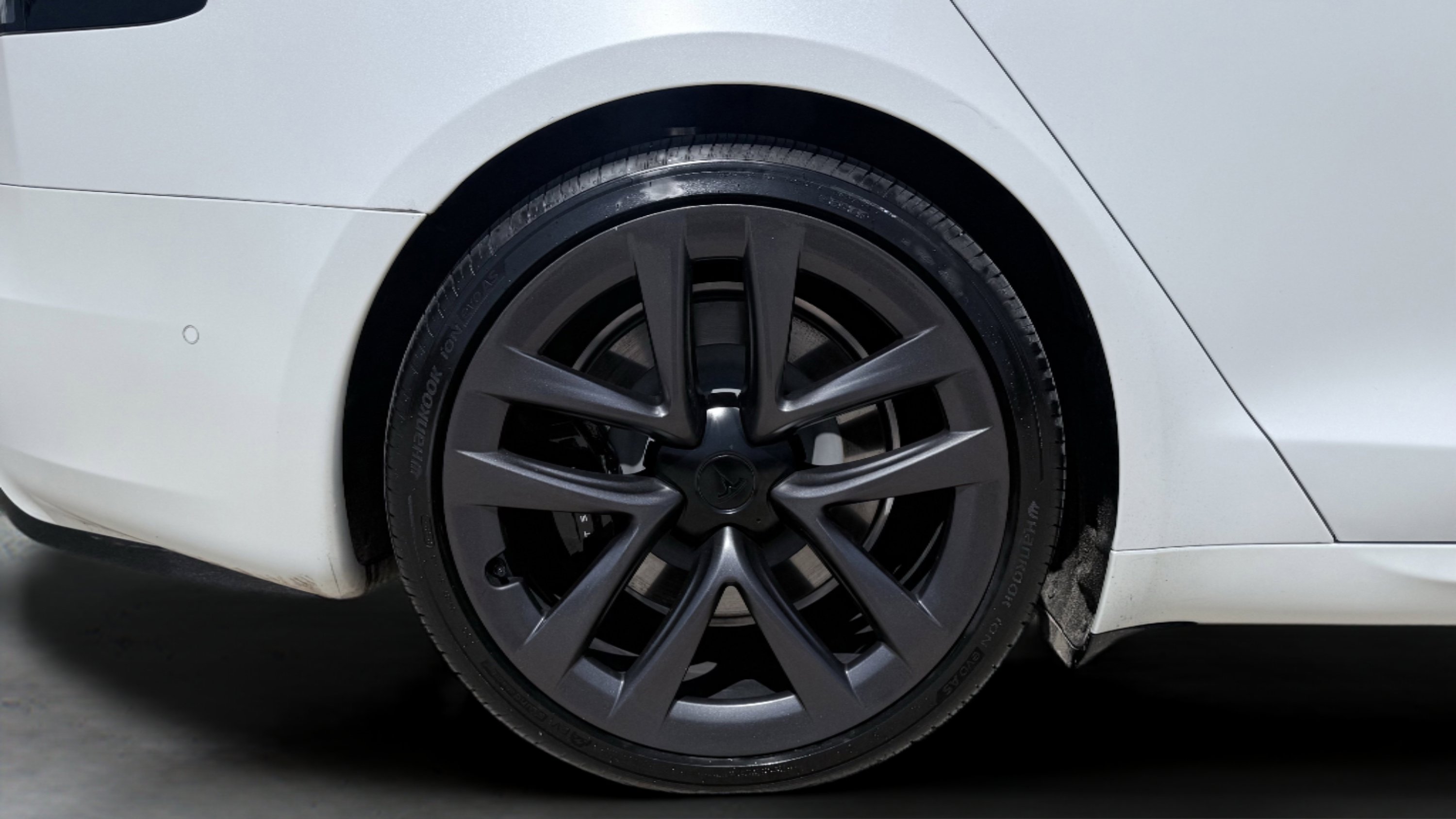 2022 Tesla Model S Plaid