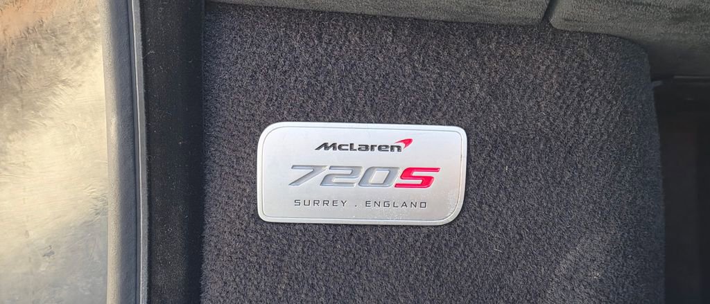 Used 2018 McLaren 720S Performance photo 26