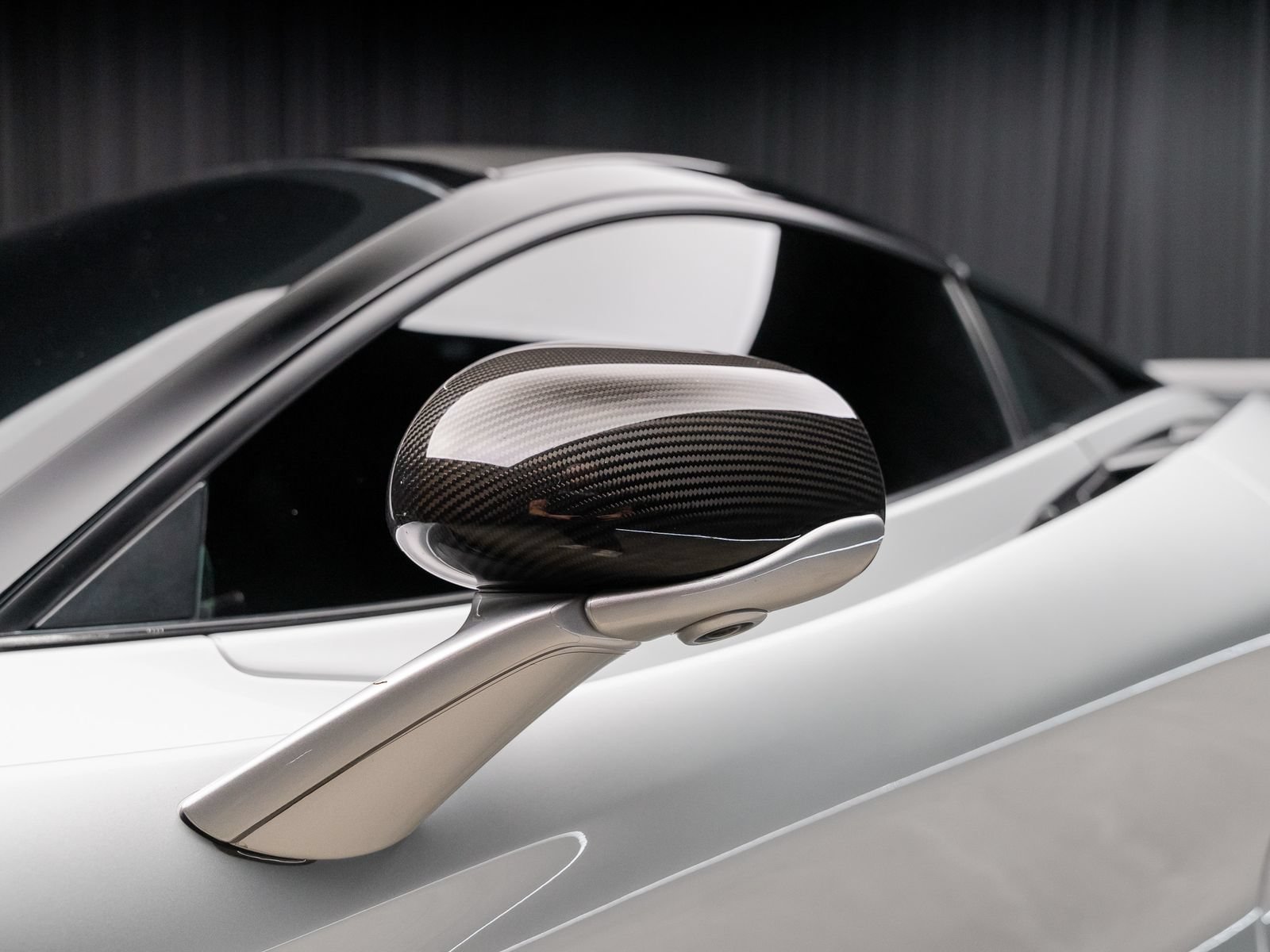 Used 2019 McLaren 720S photo 28