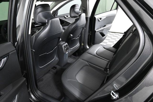 2025 Kia Niro EX Touring