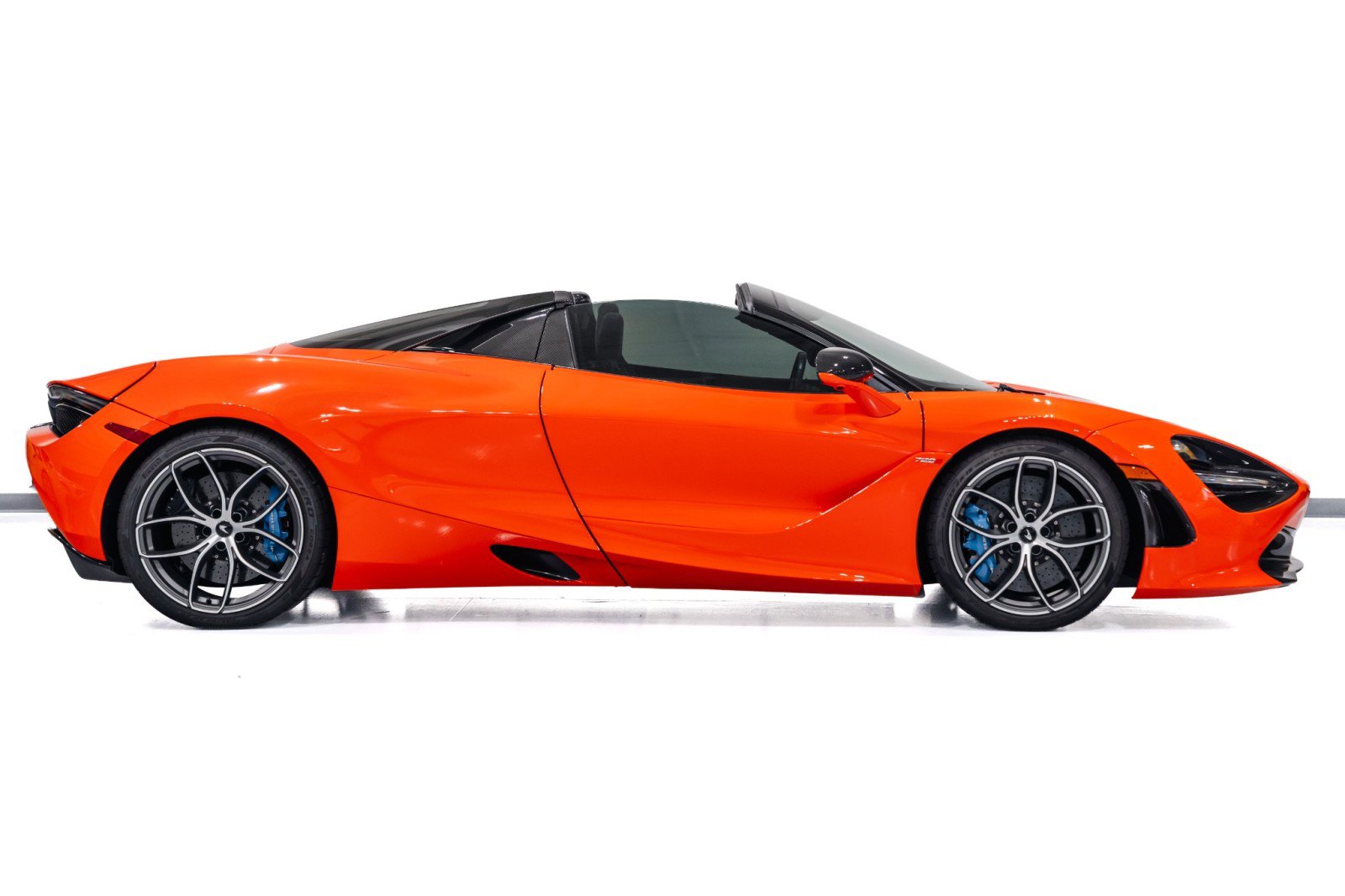 Used 2019 McLaren 720S Performance photo 9