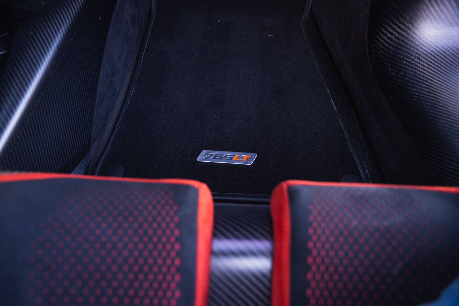 Used 2021 McLaren 765LT photo 98