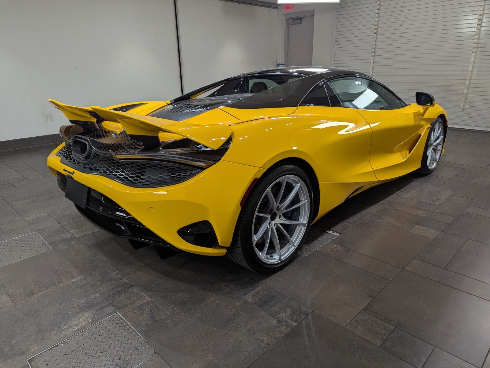 New 2026 McLaren 750S Spider photo 22